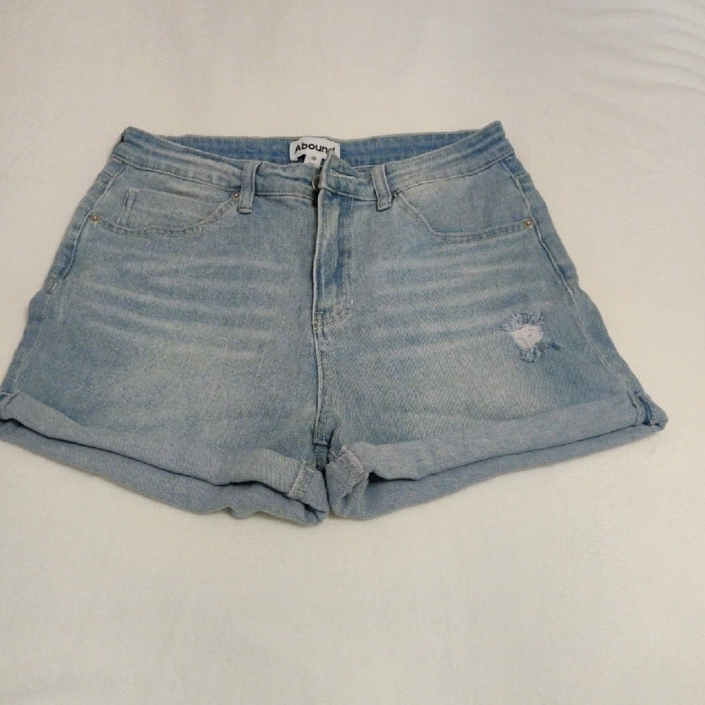 Abound. Light Blue Denim Women's Shorts.